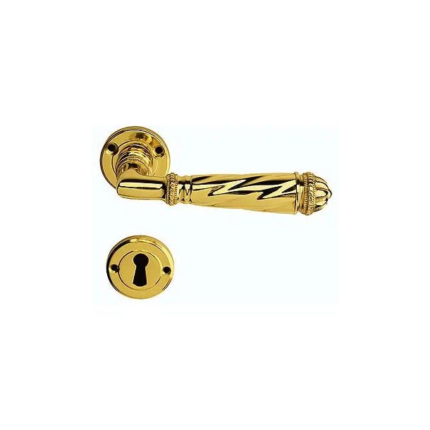 D�rgreb incl. rosetter &amp; n�gleskilte<br>gamle d�re uden 40 mm huller i d�rpladen